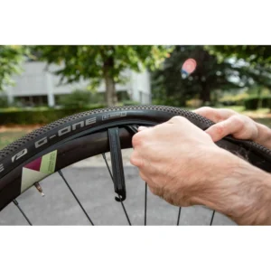 RIPARAZIONE TUBELESS ZEFAL CICLO STAN
